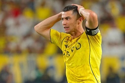 Ronaldo tịt ngòi, lặng người nhìn Al Nassr hụt chức vô địch ở phút 90+8