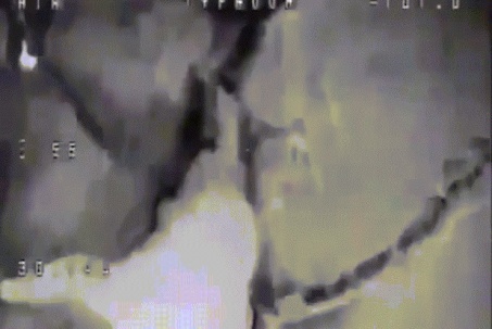 Ukraine công bố video drone 'chạm trán UFO'