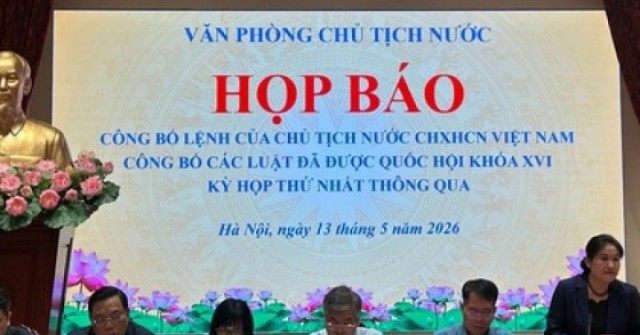 Công bố Lệnh của Chủ tịch nước về luật thuế liên quan đến hộ kinh doanh