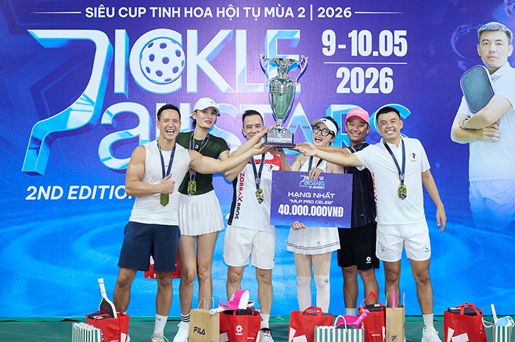 Hoa hậu Hương Giang cùng Lý Hoàng Nam ngược dòng vô địch giải pickleball toàn sao - 11