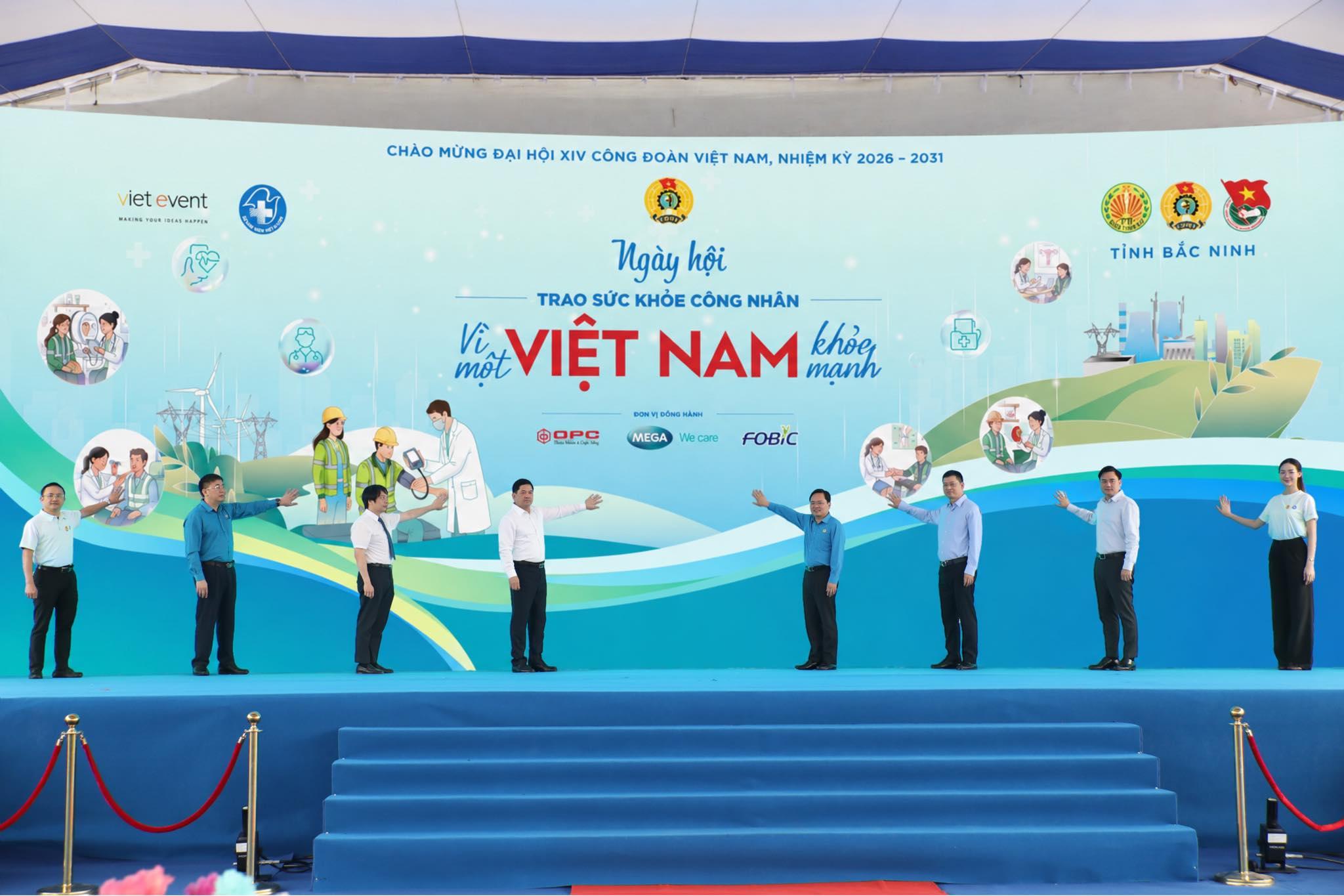 3.000 công nhân tại Bắc Ninh nguy cơ bị đau khớp được Dược phẩm FOBIC tư vấn sớm. - 3