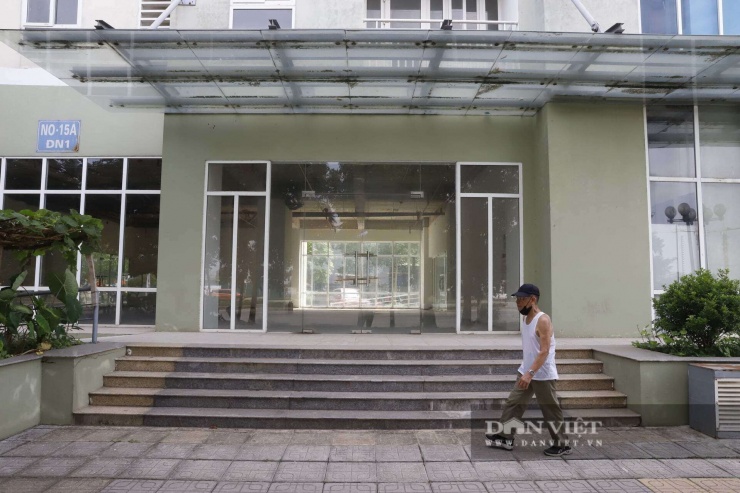 &nbsp;Theo đánh giá của những người dân đang sinh sống trong khu vực, môi trường sống tại Thượng Thanh được bảo đảm khá tốt. Điểm cộng lớn nhất của khu chung cư tái định cư này là mạng lưới tiện ích xã hội ngoại khu "giăng kín". Trong bán kính chỉ khoảng 800m, người dân có thể dễ dàng tiếp cận hệ thống trường học các cấp và các chợ dân sinh địa phương. Bệnh viện Đa khoa Đức Giang cũng chỉ cách đó khoảng 2,5km.