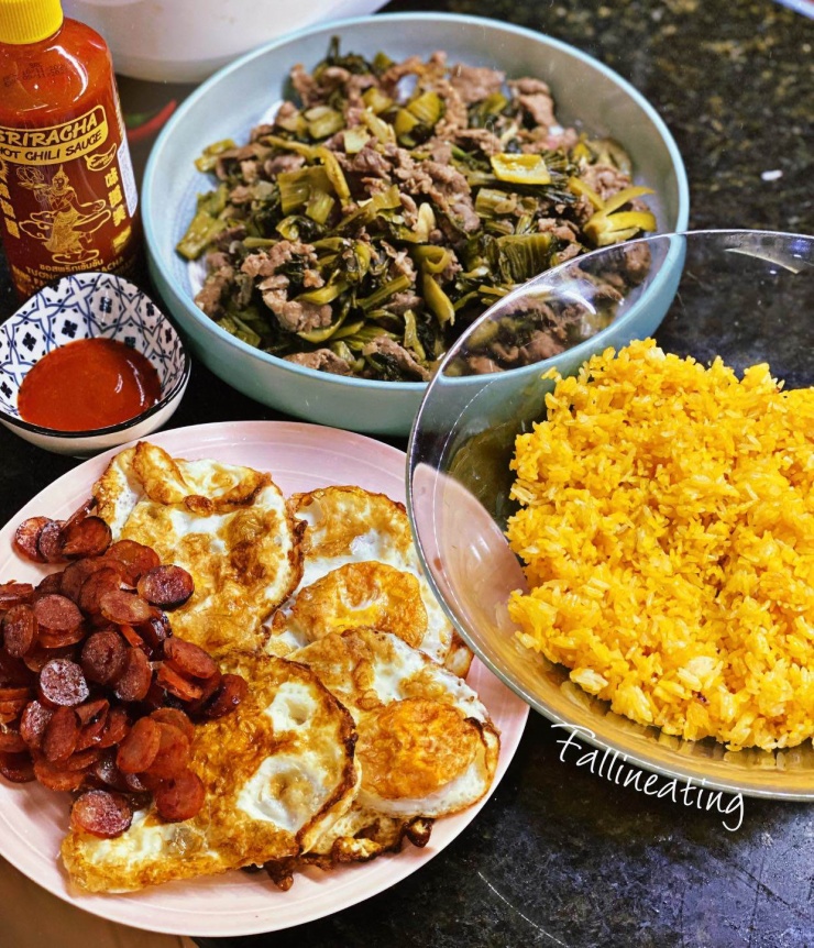 Bí quyết làm cơm rang dưa bò để hạt cơm rời, vàng óng đẹp mà vẫn rất dẻo ngon, con bạn mê tít - 2