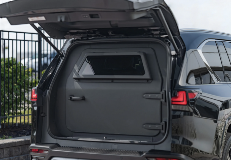 Bản độ Lexus LX 700 bọc thép chống được đạn súng trường AK-47 - 4