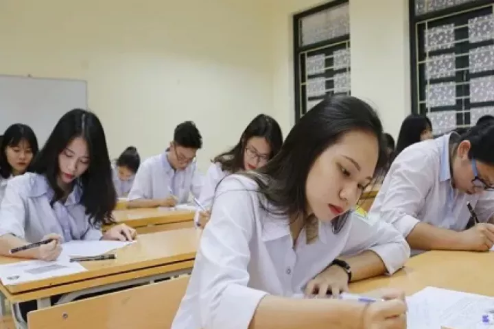Hà Nội công bố 222 điểm thi tốt nghiệp THPT 2026 trên toàn thành phố