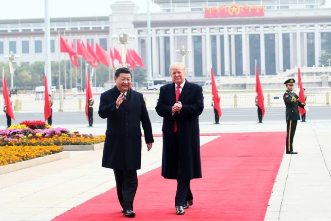 Chủ tịch Trung Quốc Tập Cận Bình (trái) và Tổng thống Mỹ Donald Trump tại Bắc Kinh hồi tháng 11/2017. Ảnh: Xinhua