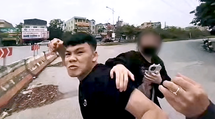 Vi Văn Công hành hung CSGT. Ảnh: Cục CSGT