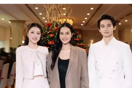 Nhan sắc đời thường của Hoa hậu Thế giới Opal Suchata sau gần 1 năm đăng quang