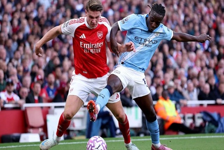Kịch bản gây sốc Ngoại hạng Anh: Arsenal - Man City bằng điểm, Tottenham xuống hạng