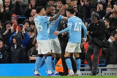 Video bóng đá Man City - Crystal Palace: Foden rực sáng, đánh sập "bức tường" (Ngoại hạng Anh)