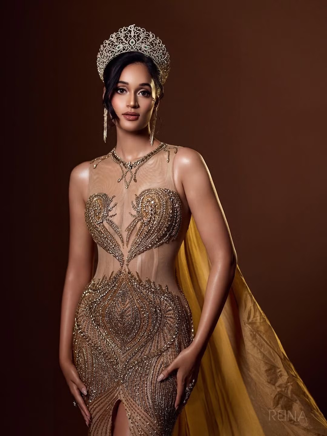 Lakshita bộc lộ niềm đam mê đặc biệt với công nghệ và lập trình từ sớm. Dù theo đuổi lĩnh vực kỹ thuật vốn khô khan, cô vẫn duy trì niềm yêu thích với thời trang và các cuộc thi sắc đẹp. Chính sự cân bằng giữa tri thức và vẻ đẹp đã giúp Lakshita tạo được dấu ấn khác biệt giữa dàn thí sinh năm nay.