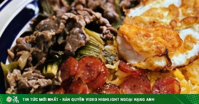 Bí quyết làm cơm rang dưa bò để hạt cơm rời, vàng óng đẹp mà vẫn rất dẻo ngon, con bạn mê tít