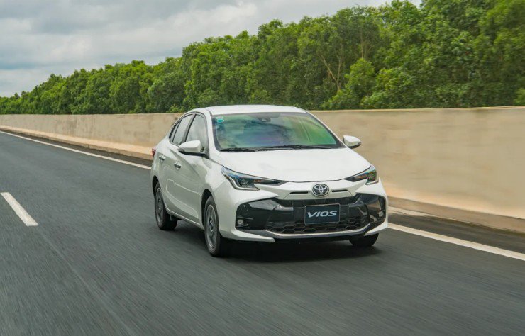 Mẫu xe Sedan hạng B nào “ăn xăng” nhất năm 2026? - 4