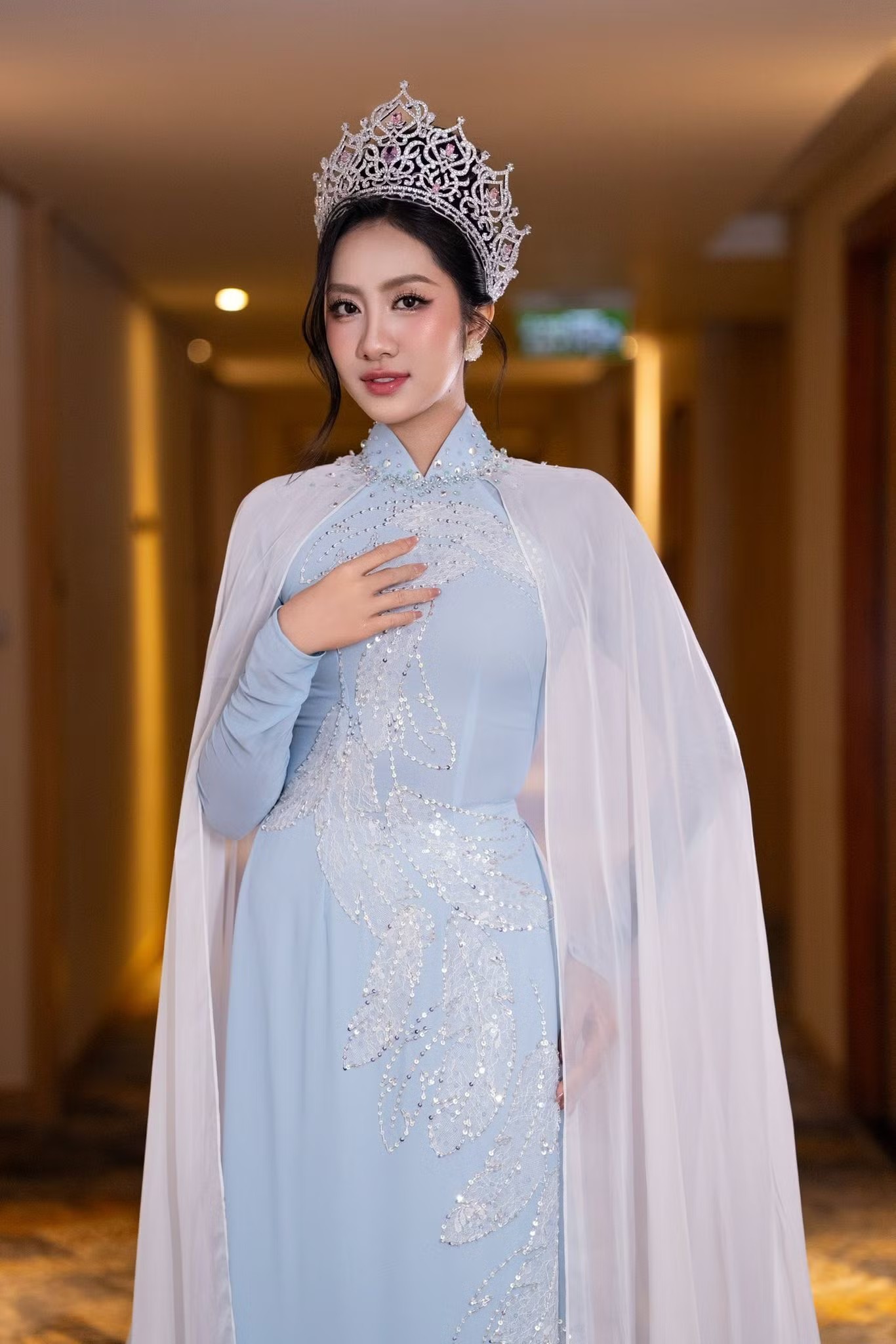 Bên cạnh việc tích cực thay đổi hình ảnh để tạo dấu ấn trong lòng công chúng, Trúc Linh dành sự quan tâm lớn cho việc học.
