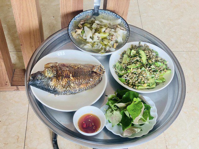13 mâm cơm gia đình đơn giản, thanh nhiệt, "đánh bay cái nóng mùa hè" - 1