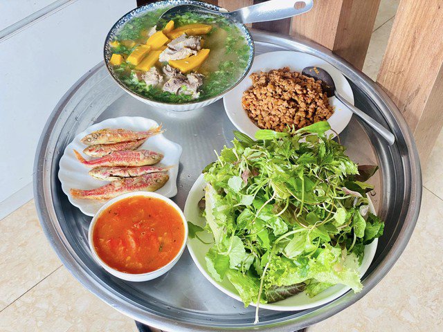 13 mâm cơm gia đình đơn giản, thanh nhiệt, "đánh bay cái nóng mùa hè" - 7