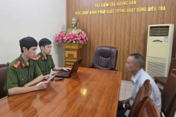 Người đàn ông 60 tuổi giở trò đồi bại với bé gái 6 tuổi
