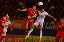 Video bóng đá Công an TP HCM - Đà Nẵng: Rượt đuổi hấp dẫn, đáng tiếc thẻ đỏ (V-League)