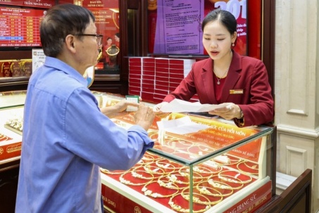 Giá vàng hôm nay 15/5: Vàng SJC, vàng nhẫn Bảo Tín Minh Châu, Bảo Tín Mạnh Hải, Phú Quý, Doji giảm sâu bao nhiêu?