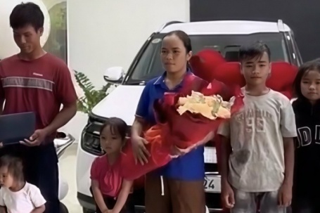 Gia đình làm rẫy ở Gia Lai 'gây bão' với video đi mua chiếc ôtô đầu tiên