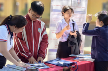 Hàng loạt trường đại học tăng học phí