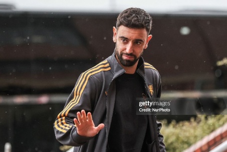 Bruno Fernandes tiếc nuối vì MU hụt Declan Rice, hé lộ ý định tương lai