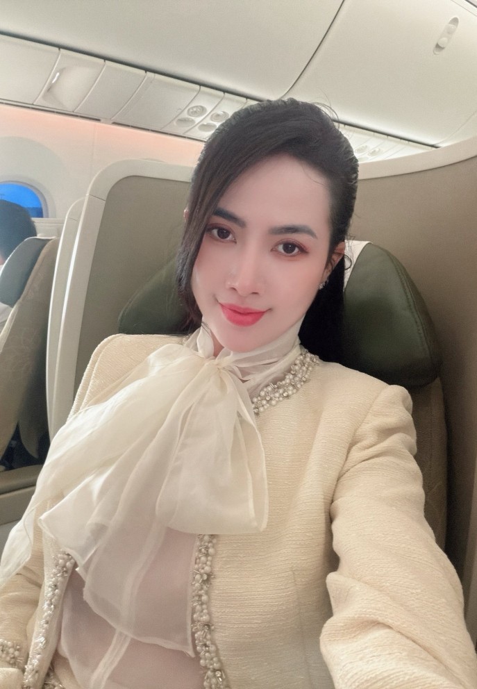 Hoa hậu Phan Thị Mơ tất bật với công việc mỗi ngày, tìm niềm vui nhờ chơi thể thao, tụ họp bạn bè, gia đình.&nbsp;