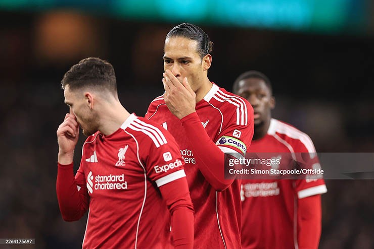 Liverpool vẫn còn mục tiêu thi đấu