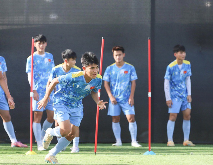 HLV Roland nói gì trước đại chiến U17 Việt Nam - U17 Australia ở tứ kết châu Á? - 7