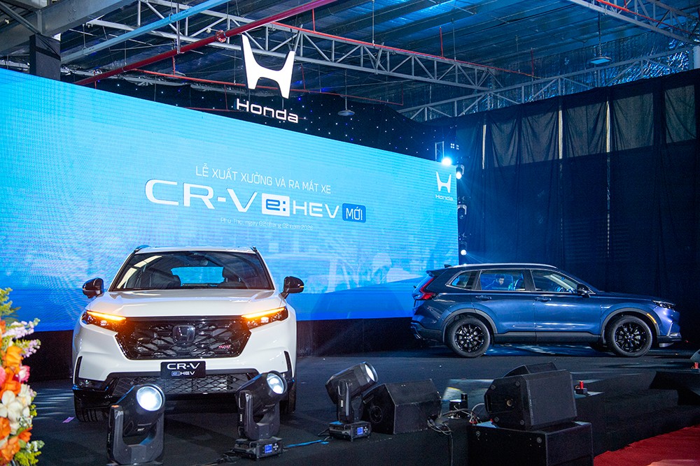Honda Việt Nam giới thiệu mẫu xe CR-V e:HEV