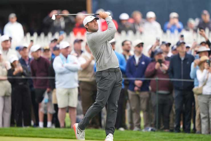 The PGA Championship mở màn hấp dẫn, lo cho “nhà vua” Rory McIlroy - 1