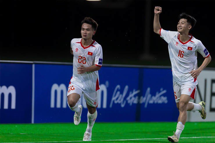 Đậu Quang Hưng&nbsp;đã trở thành người hùng của U17 Việt Nam