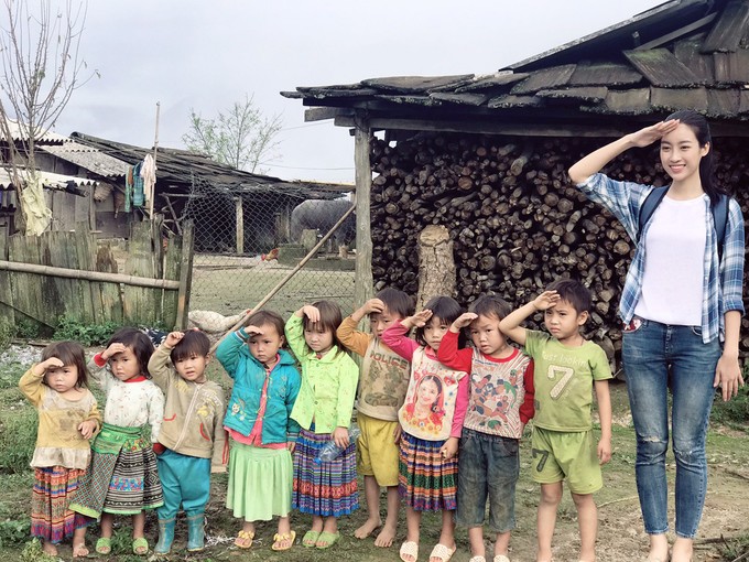 Sự giản dị, thân thiện của Hoa hậu&nbsp;Đỗ Mỹ Linh đã nhận được thiện cảm từ khán giả.