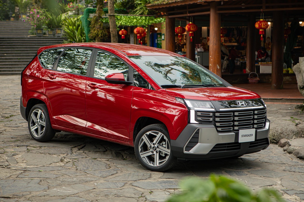 Hyundai Stargazer mới đã có mặt tại thị trường Việt Nam với những thay đổi từ diện mạo.