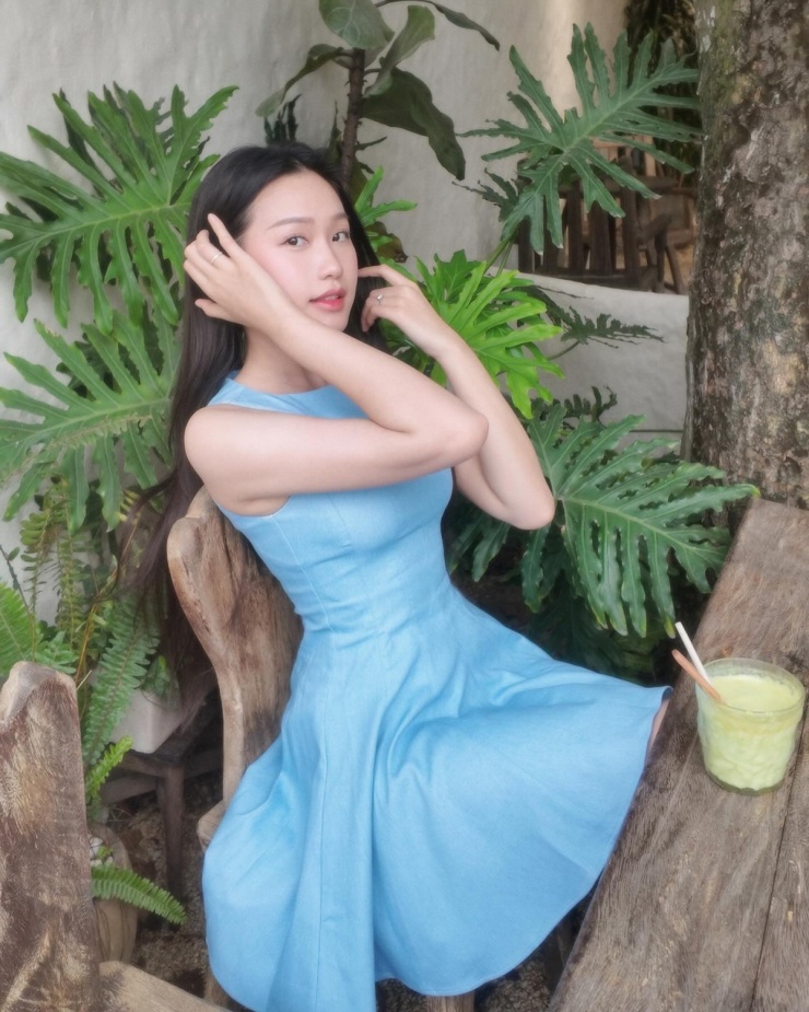 Doãn Hải My đổi gu khoe vòng một sau nhiều năm làm 'nàng thơ' - 7