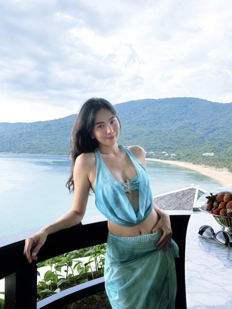Phối đồ ngày hè cuốn hút như Trúc Diễm và dàn mỹ nhân - 10
