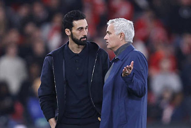 Tin mới nhất bóng đá tối 16/5: Arbeloa sẽ rất vui khi Mourinho trở lại Real Madrid