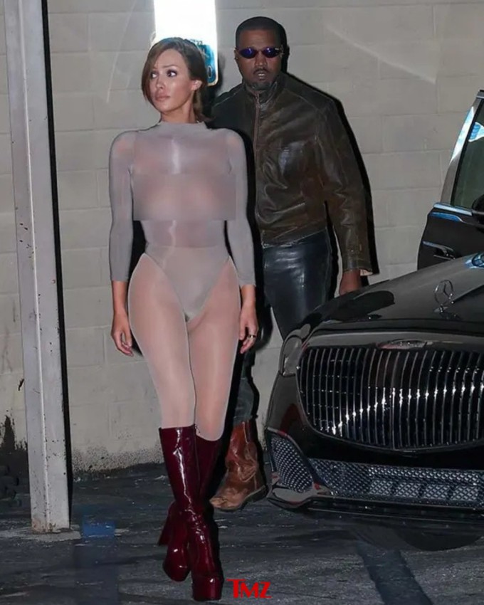 Vợ chồng Kanye West tới rạp chiếu phim ở Los Angeles. Ảnh: X17