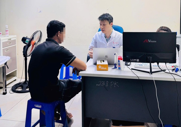 Bác sĩ Lực cảnh báo nhiều người bị thao túng tâm lý khi xem mạng xã hội.