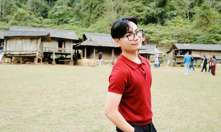 Sinh ra và lớn lên trong gia đình không mấy dư dả ở Hà Nội, Thành Việt chưa từng nghĩ tới việc được đi du học.