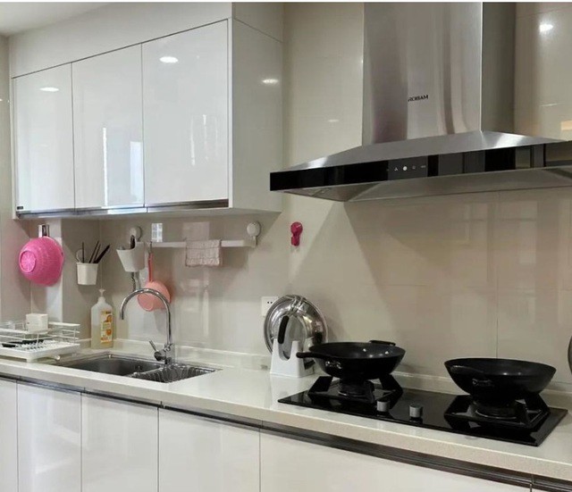 Sau mỗi lần nấu ăn cần lau dọn khu bếp sạch sẽ