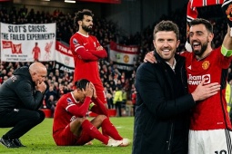 Liverpool ôm hận vì không thay HLV như MU, ông lớn World Cup cầu cứu cựu binh (Clip 1 phút)