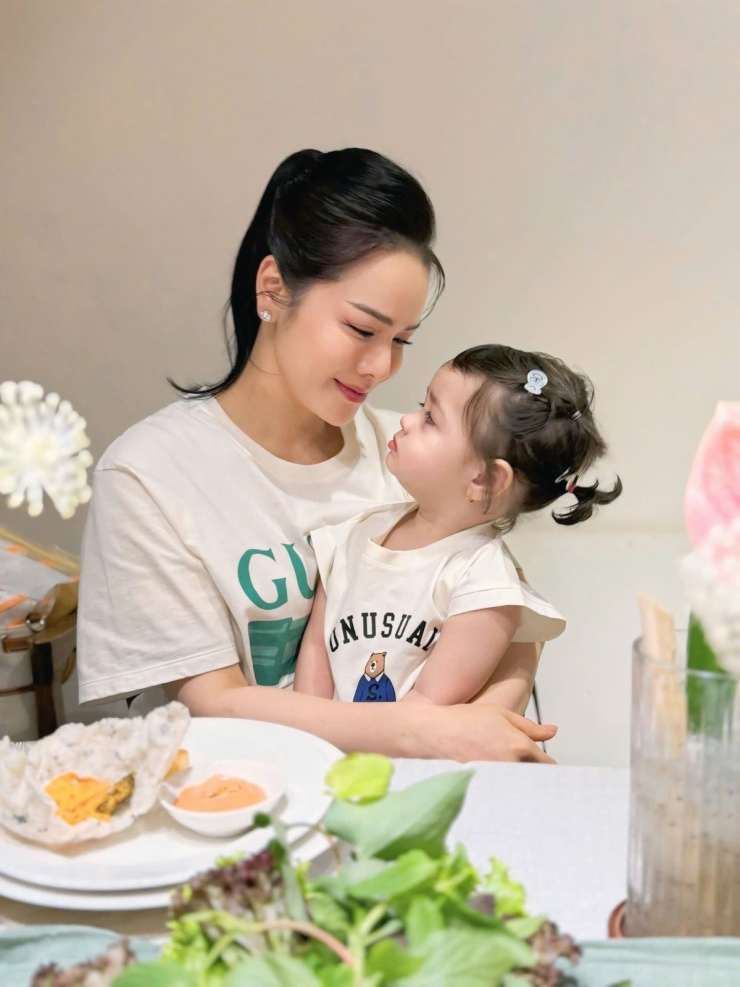 Ảnh sao 17/5: Vợ chồng Hà Anh mừng sinh nhật con trai - 5