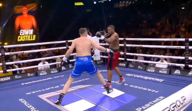 Võ sĩ quyền Anh thắng knock-out sau vài giây - 1