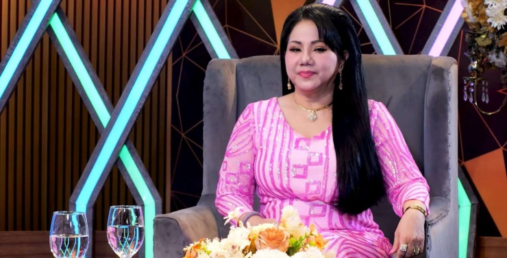 Danh ca Ngọc Ánh trong chương trình "Chuyện tối cùng sao". (Ảnh: CMH)