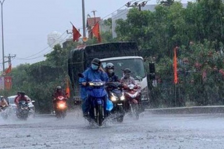 Miền Bắc đón mưa dông, nhiệt giảm mạnh