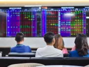 VN-Index tăng 8 tuần liên tiếp, chuyên gia nói gì về mốc 2.000 điểm?