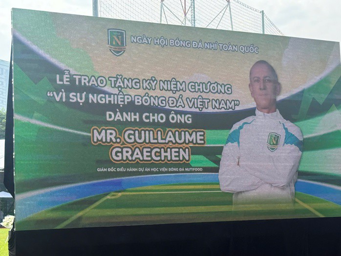Màn hình lớn hiện diện tại "Ngày hội bóng đá nhí toàn quốc"
