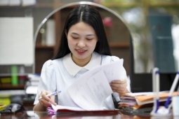 Chính phủ chốt tăng lương cơ sở lên 2,53 triệu đồng từ 1/7