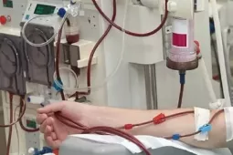 Bé gái bị cô đặc máu vì bệnh truyền nhiễm, cảnh báo biến chứng chết người